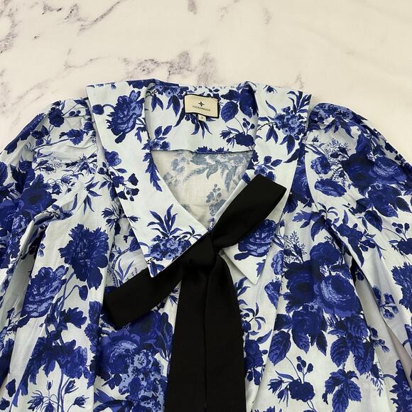 Tuckernuck Sapphire Bloom Bella Dress Size S Blue Floral Bow Trim Mini Pockets - Picture 2 of 12